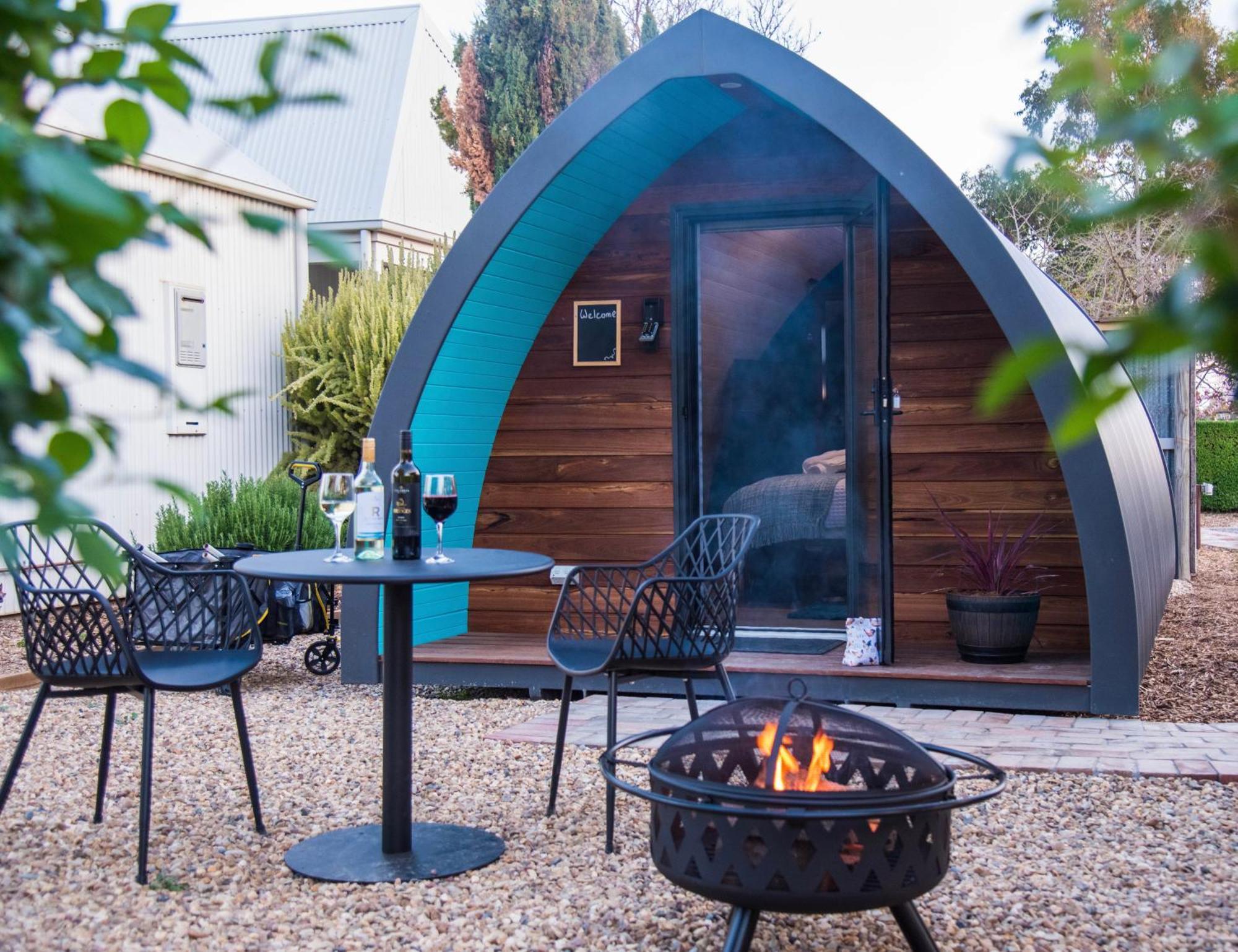 グリフィス Jen'S Garden Pods Bed & Breakfast エクステリア 写真